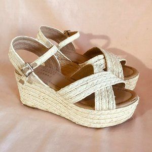 Lauren Conrad Espadrille Wedges Size 6